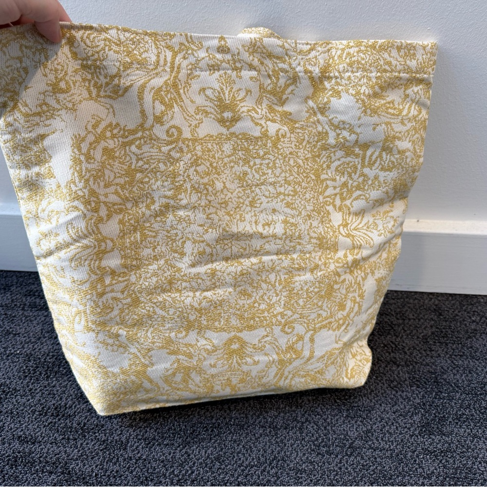 Christian Dior Gold Metallic Cream Embroidered Logo Tote Bag VIP Gift - Picture 6 of 11